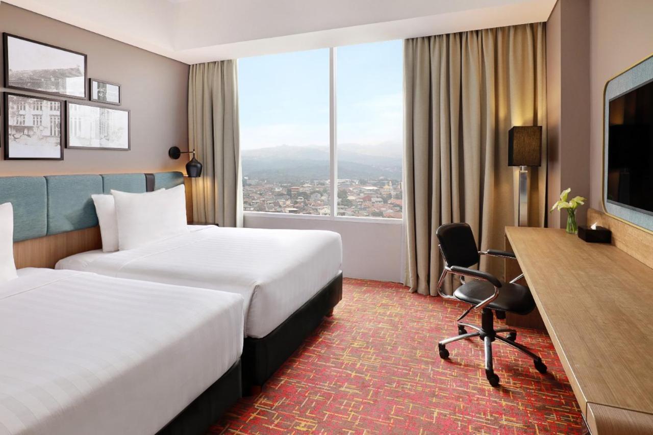 Mercure Bandung Nexa Supratman מראה חיצוני תמונה