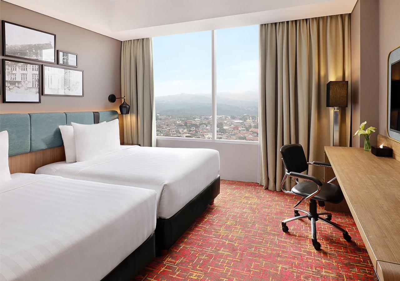 Mercure Bandung Nexa Supratman מראה חיצוני תמונה