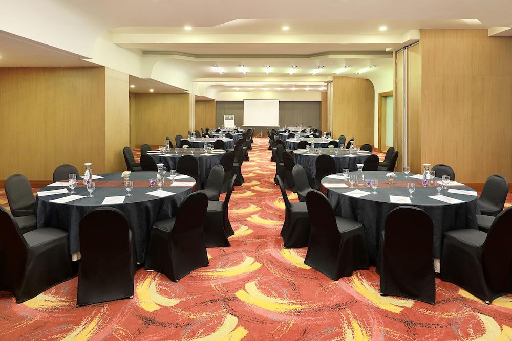 Mercure Bandung Nexa Supratman מראה חיצוני תמונה